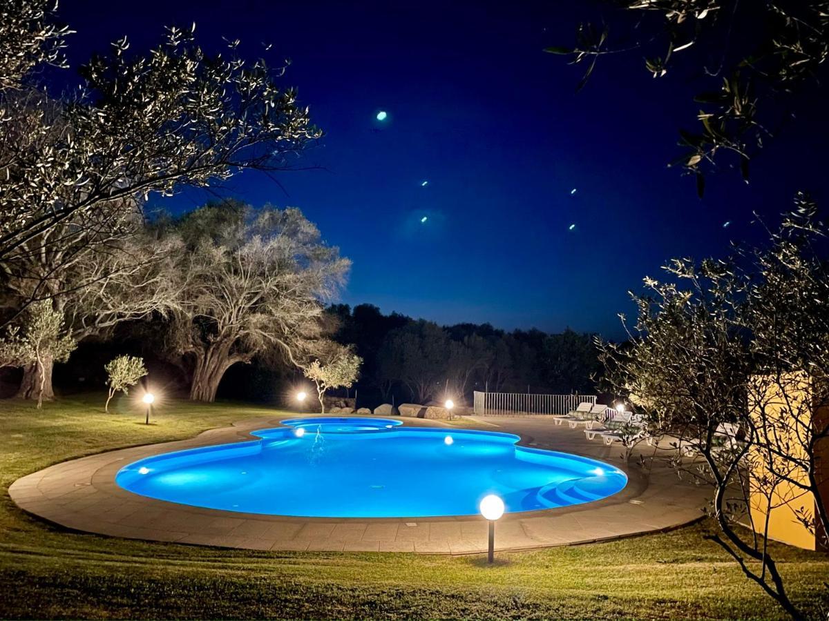 Punta D'Acu Country Resort Arzachena Exterior photo